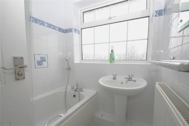 4 bed house, Otters Brook, City Centre, Buckingham, MK187EB - Image 9