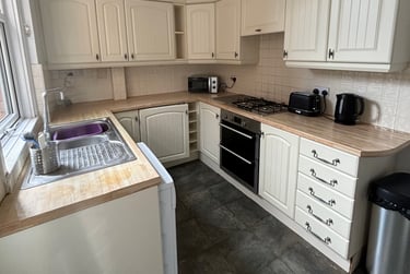 4 bed house, Adderley road, Clarendon park, Leicester, LE21WD - Image 2