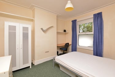 5 bed house, Trafalgar Place, St Sidwells, Exeter, EX46QG - Image 4