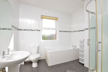 5 bed house, Trafalgar Place, St Sidwells, Exeter, EX46QG - Image 9