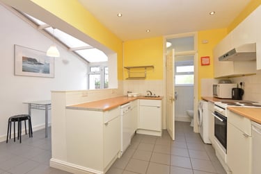 6 bed house, Mount Pleasant Road, Mount pleasant, Exeter, EX47AQ - Image 3