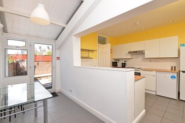 6 bed house, Mount Pleasant Road, Mount pleasant, Exeter, EX47AQ - Image 4