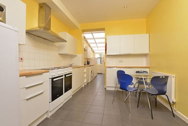 8 bed house, Pennsylvania Road, St james, Exeter, EX46DB - Image 4