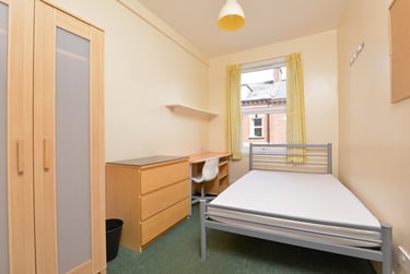 6 bed house, Victoria st, St james, Exeter, EX46JQ - Image 3