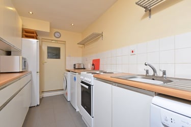 6 bed house, York Terrace, St james, Exeter, EX46QP - Image 8