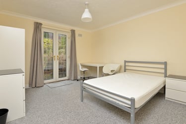 3 bed house, Lodge Hill, Duryard, Exeter, EX44AB - Image 4