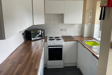 6 bed house, Trafalgar Place, St Sidwells, Exeter, EX46QG - Image 12