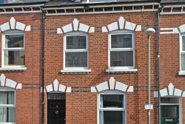 6 bed house, Culverland Road, Mount Pleasant, Exeter, EX46JJ - Image 1