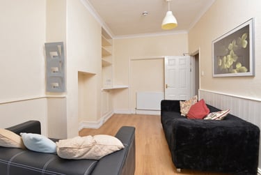 6 bed house, Trafalgar Place, St Sidwells, Exeter, EX46QG - Image 10