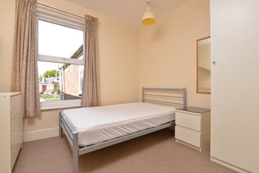 6 bed house, Mount Pleasant Road, Mount pleasant, Exeter, EX47AQ - Image 9