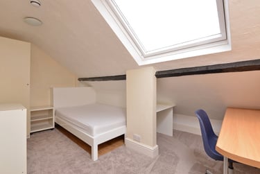 6 bed house, Trafalgar Place, St Sidwells, Exeter, EX46QG - Image 7