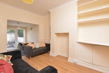 6 bed house, Trafalgar Place, St Sidwells, Exeter, EX46QG - Image 9