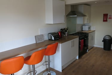 6 bed house, Tavy Road, City Centre, Worthing, BN133PG - Image 3