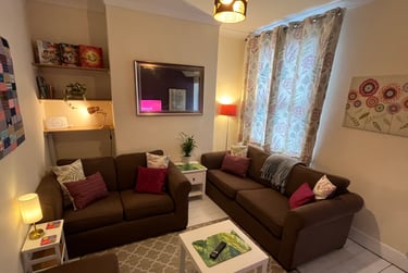 5 bed house, Elton Road, Mount Pleasant, Exeter, EX47AT - Image 1