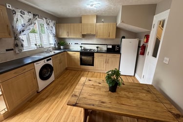 4 bed house, Roe Drive, Earlham, Norwich, NR58BT - Image 2