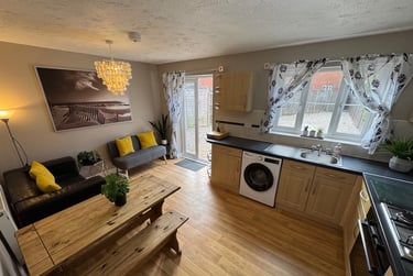 4 bed house, Roe Drive, Earlham, Norwich, NR58BT - Image 4