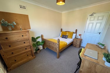 7 bed house, Ambleside Close, Earlham, Norwich, NR58LS - Image 7