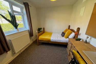 7 bed house, Ambleside Close, Earlham, Norwich, NR58LS - Image 9