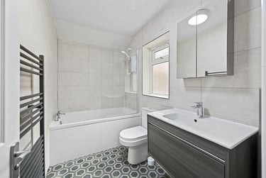 4 bed house, Kenmure Place, Near university, Preston, PR16DD - Image 2