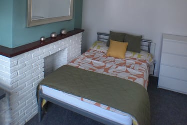 4 bed house, Ratcliffe Street, Clifton, York, YO306EN - Image 1