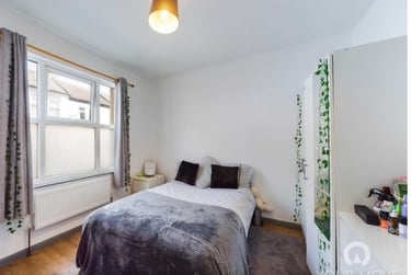 4 bed house, Gray Street, Abington, Northampton, NN13QQ - Image 6