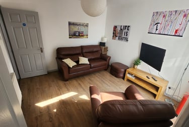 4 bed house, Gray Street, Abington, Northampton, NN13QQ - Image 4