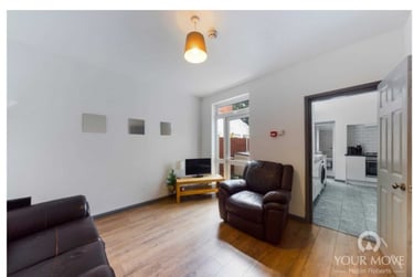 4 bed house, Gray Street, Abington, Northampton, NN13QQ - Image 2