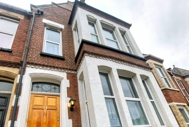 6 bed house, Pinhoe road, Mount pleasant, Exeter, EX47HL - Image 1