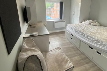 1 bed studio, De Montfort Street, Highfields, Leicester, LE17GT - Image 9