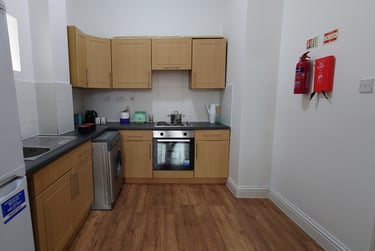 3 bed flat, Albion Street, Highfields, Leicester, LE16GB - Image 2