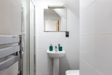 1 bed studio, West Walk, Highfields, Leicester, LE17NG - Image 2