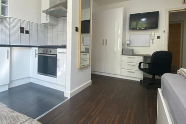 1 bed studio, West Walk, Highfields, Leicester, LE17NG - Image 8