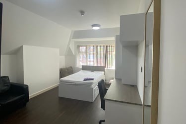 1 bed studio, West Walk, Highfields, Leicester, LE17NG - Image 13