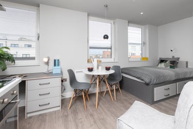 1 bed studio, Charles Street, Highfields, Leicester, LE11LA - Image 2