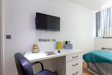 1 bed studio, Charles Street, Highfields, Leicester, LE11LB - Image 9