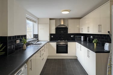 6 bed house, Leopold Road, Kensington, Liverpool, L78SR - Image 2