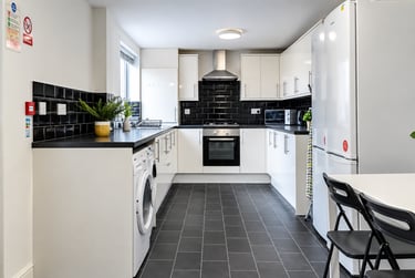 6 bed house, Leopold Road, Kensington, Liverpool, L78SR - Image 2