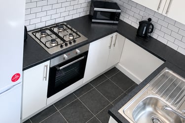 3 bed house, Renfrew Street, Low Hill, Liverpool, L78RB - Image 3