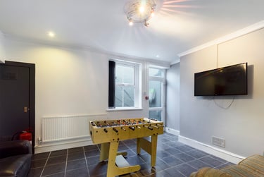4 bed house, Waterloo Place, Brynmill, Swansea, SA20DE - Image 2