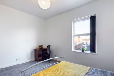 4 bed house, Waterloo Place, Brynmill, Swansea, SA20DE - Image 3