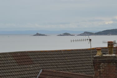 6 bed house, Trafalgar Place, Brynmill, Swansea, SA20BU - Image 1