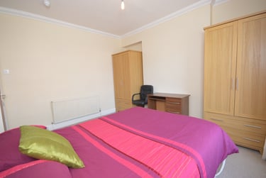 5 bed house, Trafalgar Place, Brynmill, Swansea, SA20BU - Image 7