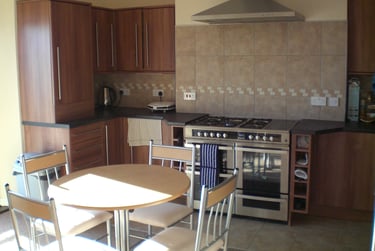 6 bed house, Trafalgar Place, Brynmill, Swansea, SA20BU - Image 5