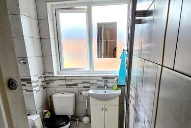 2 bed flat, Hirst Court, Radford, Nottingham, NG73GG - Image 7