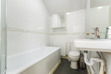 5 bed house, Dogfield Street, Cathays, Cardiff, CF244QN - Image 8