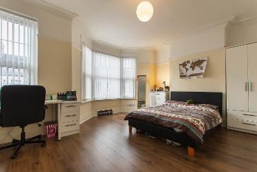 5 bed house, Balaclava Road, Plasnewydd, Cardiff, CF235BB - Image 1