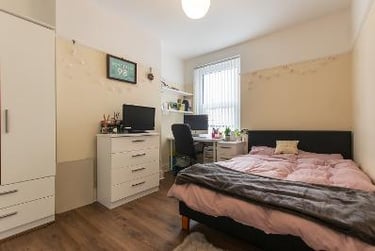 5 bed house, Balaclava Road, Plasnewydd, Cardiff, CF235BB - Image 2