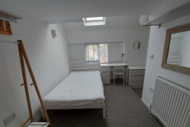 6 bed house, Moorland Way, Exwick, Exeter, EX42ER - Image 11
