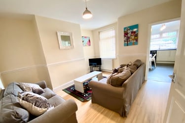 3 bed house, Mildred street, Near university, Salford, M72HG - Image 1