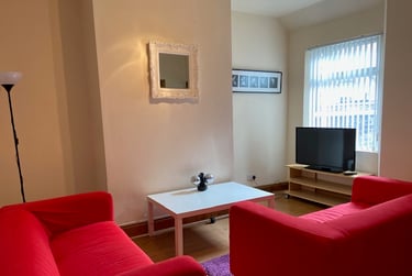 3 bed house, Mildred Street, Near university, Salford, M72HG - Image 1